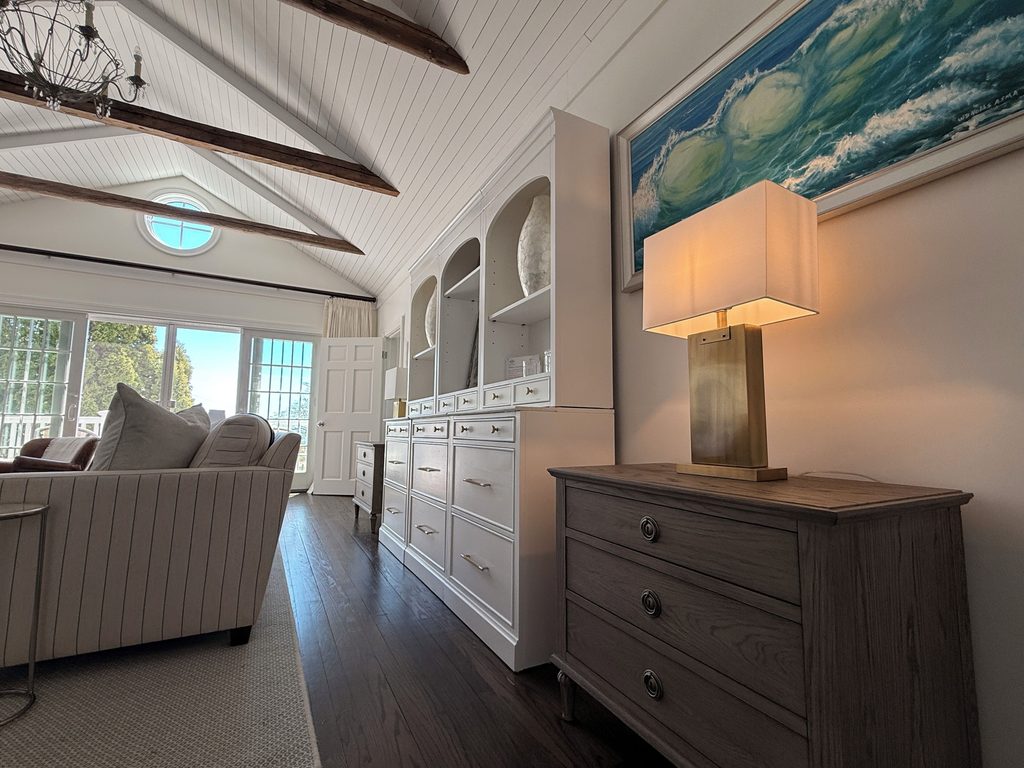 School House Living Area Photo Gallery 